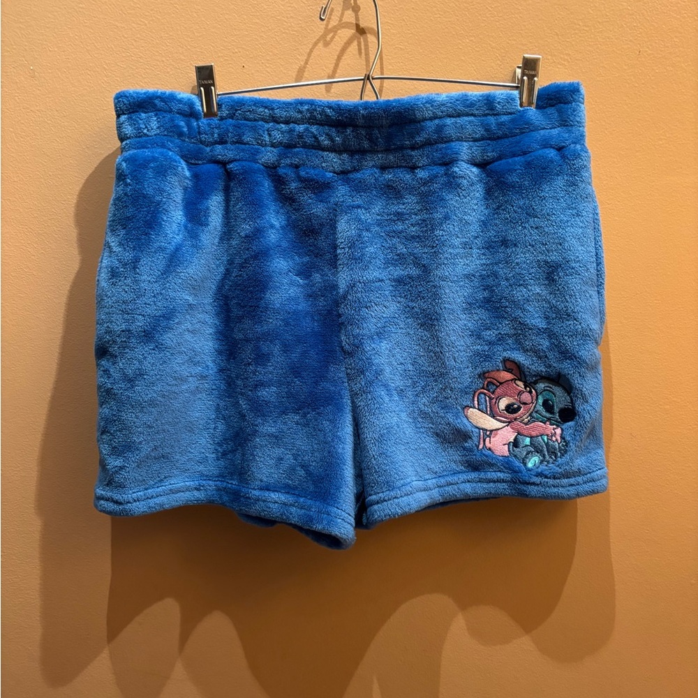 Disney Stitch lounge shorts embroidered Stitch and Angel and pockets Size XL